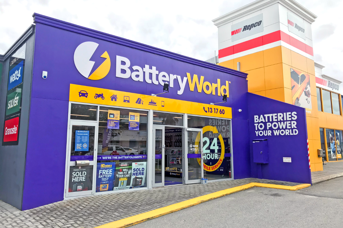 Battery World Shopfront Signage Perth Go Graphics Commercial Signage 6 Battery World Storefront showing striking exterior signage design