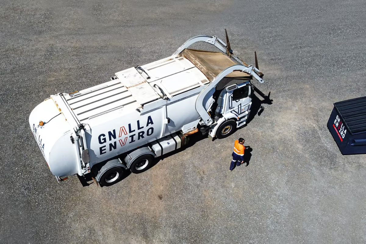 Mine spec Signage Perth Gnalla Enviro Mine Spec Signage Perth 24 gnalla enviro water truck on wa mine site displaying branded vehicle signage