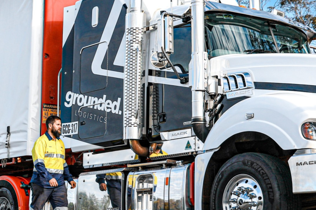 Mine spec Signage Perth Grounded Truck Mine Spec Signage Perth 19 Grounded truck with cab vehicle graphics parked on wa mine site