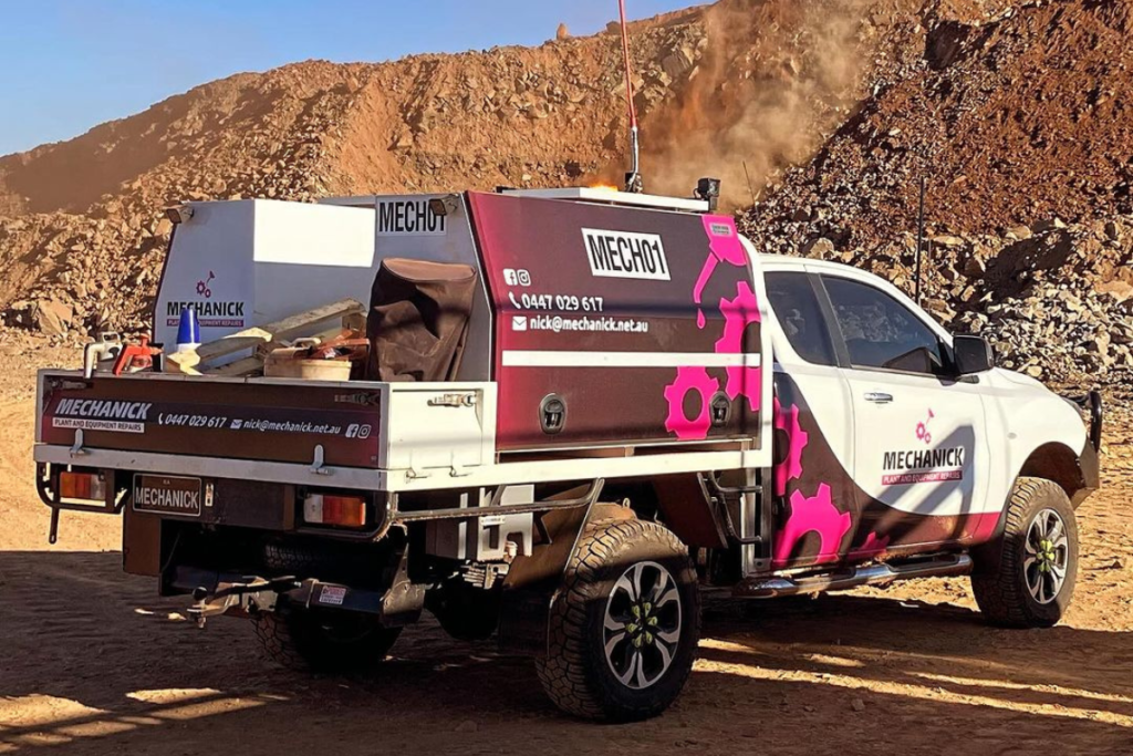 Mine spec Signage Perth Mechanik VEHICLE SIGNAGE: YOUR QUESTIONS ANSWERED 8 Mechanick ute parked on wa mine site with mine spec signage and vehicle branding