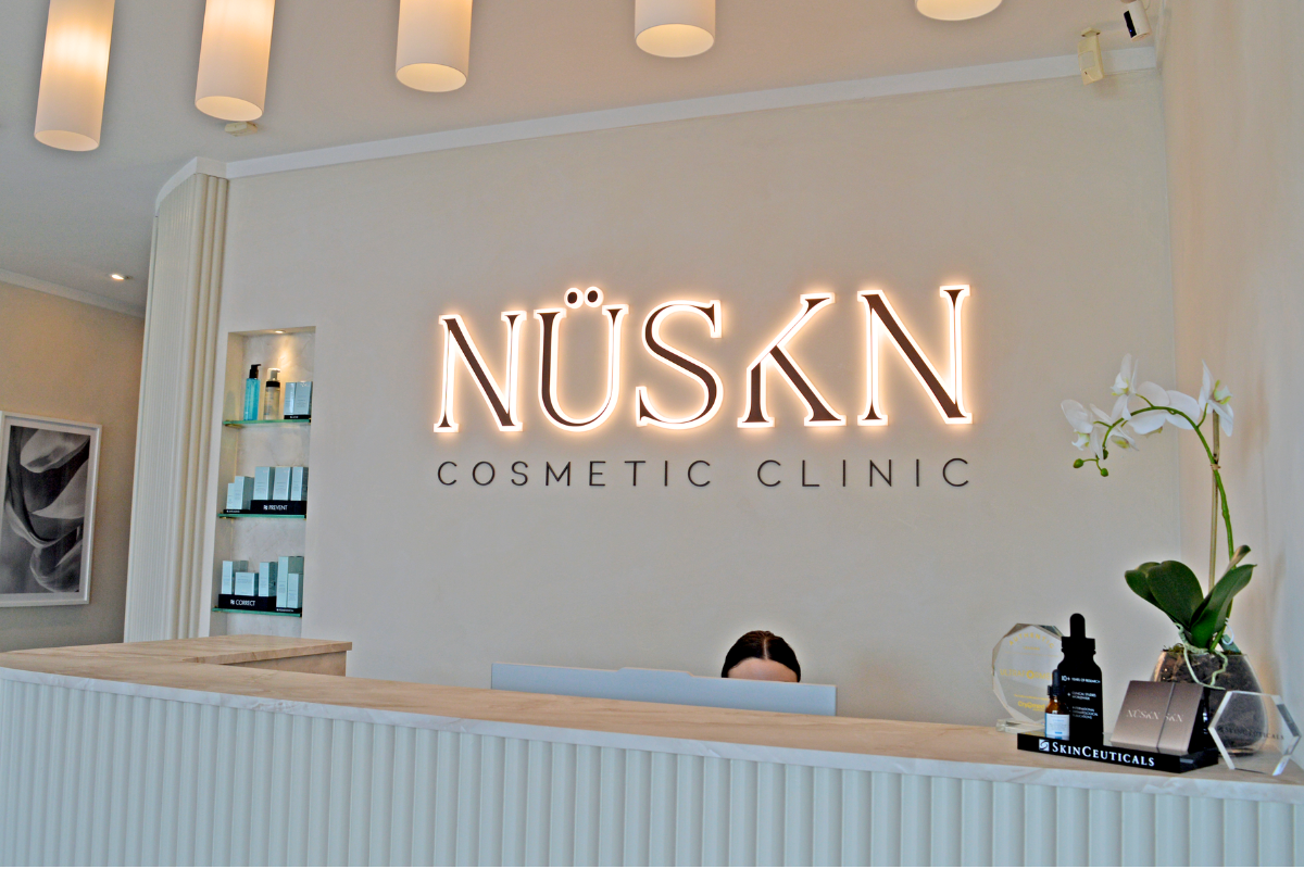 Nuskn Reception Signage Perth Go Graphics Reception Signage 11 NUSKN cosmetic clinic reception area with illuminated 3d reception sign